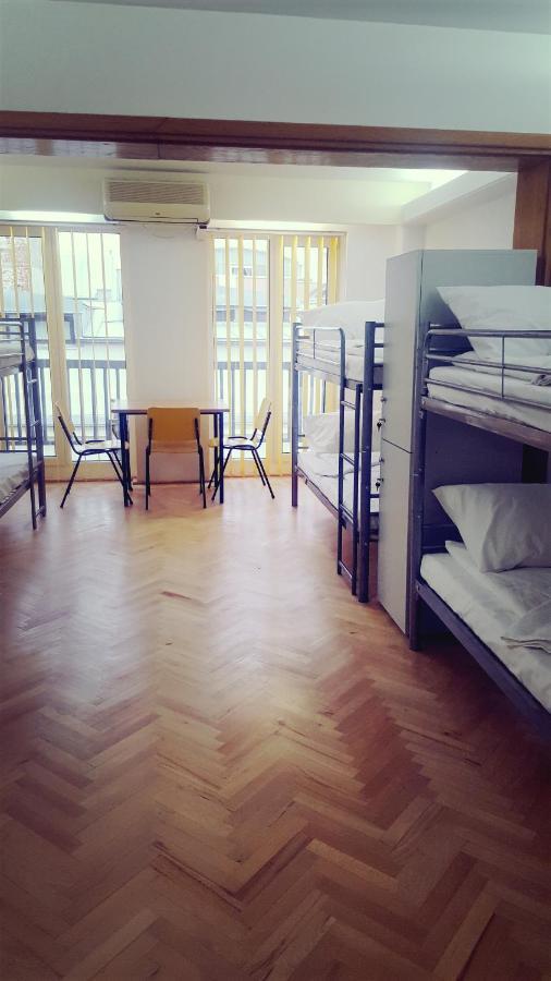 Sleep Hostel *