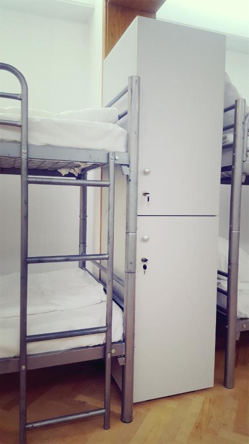 Hostel Sleep